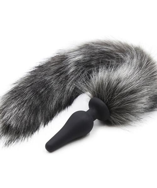 Seductive Grey Wolf Tail Anal Plug