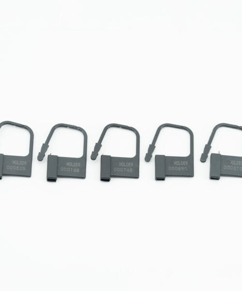 Chastity Plastic Seal Tag Key (Black)